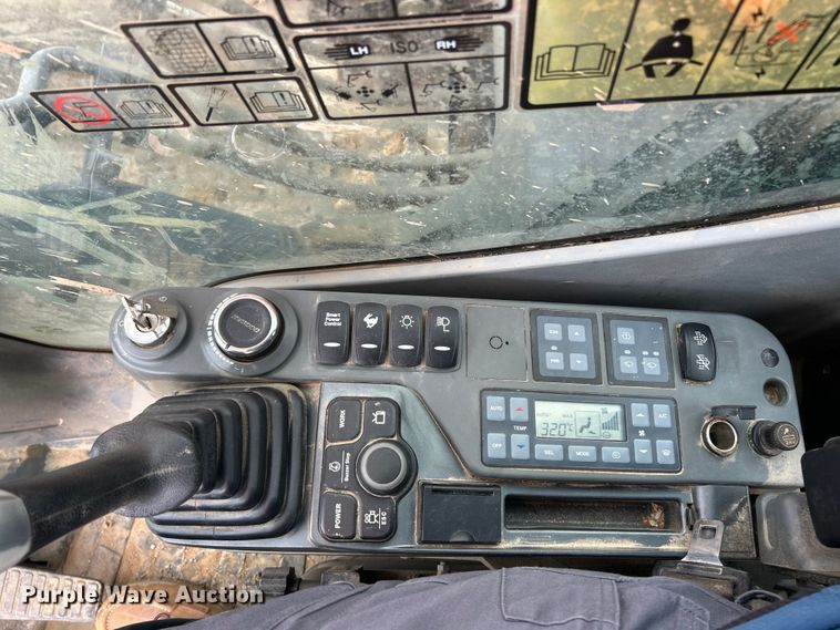 image for item FC5029 2018 Doosan DX300LC-5 long reach excavator