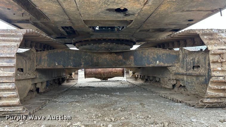 image for item FC5029 2018 Doosan DX300LC-5 long reach excavator