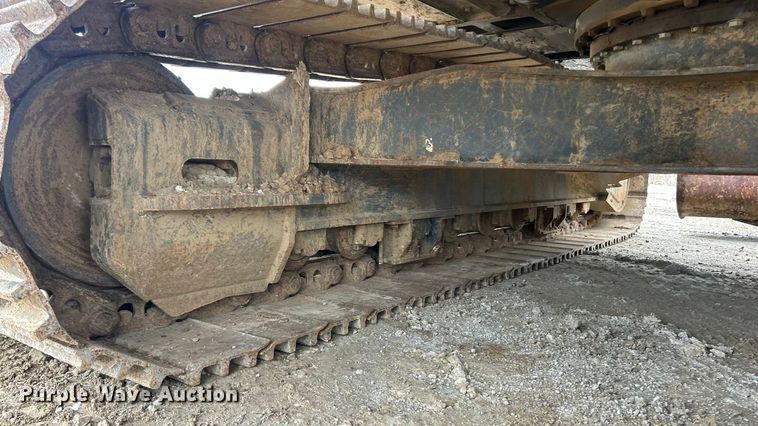 image for item FC5029 2018 Doosan DX300LC-5 long reach excavator