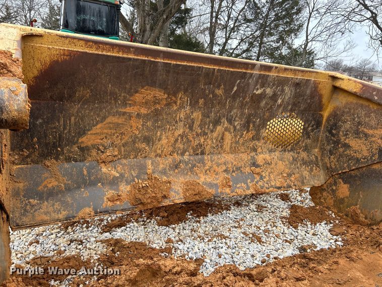 image for item FC5034 2007 John Deere 2112E scraper