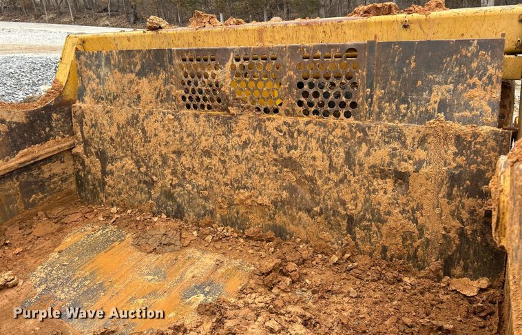 image for item FC5034 2007 John Deere 2112E scraper