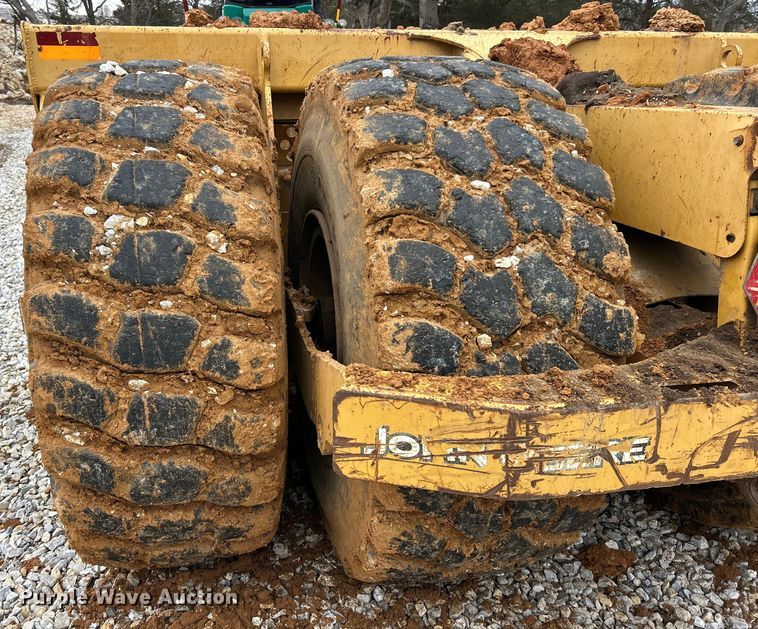 image for item FC5034 2007 John Deere 2112E scraper