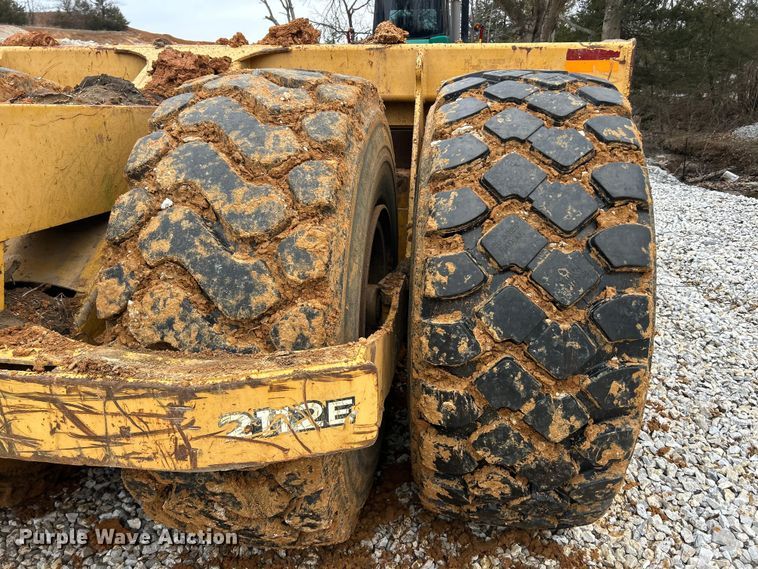 image for item FC5034 2007 John Deere 2112E scraper