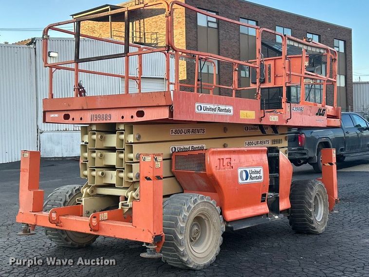 image for item FC5055 2011 JLG 4394RT scissor lift