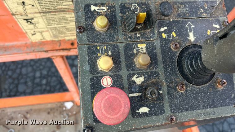 image for item FC5055 2011 JLG 4394RT scissor lift