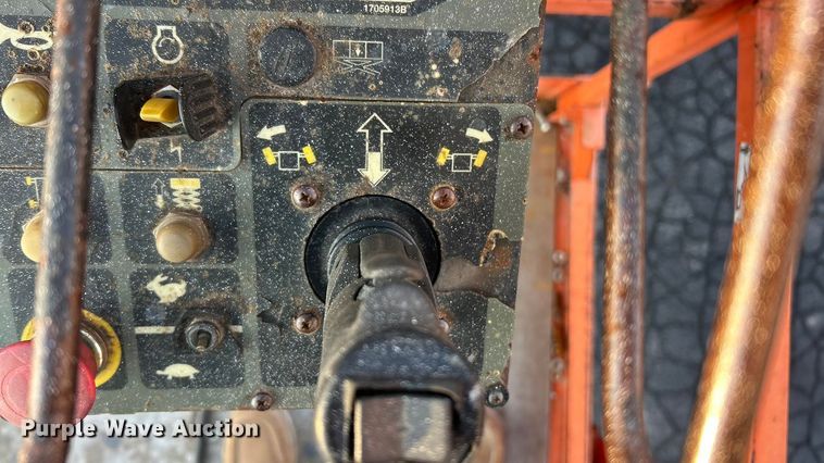 image for item FC5055 2011 JLG 4394RT scissor lift