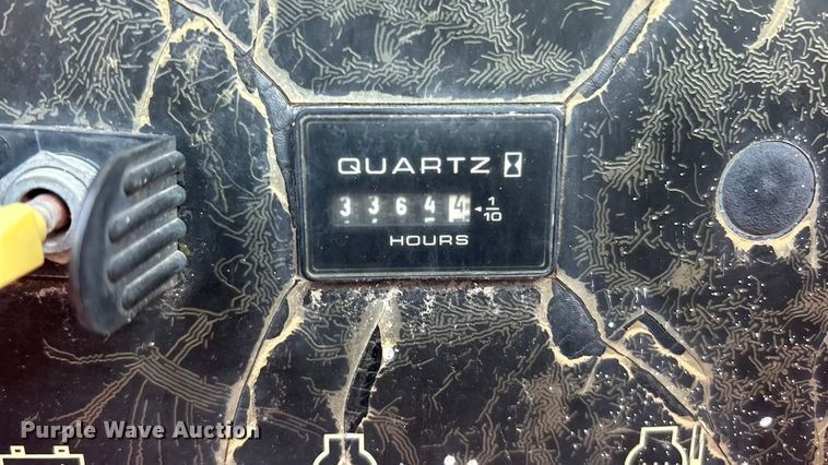 image for item FC5055 2011 JLG 4394RT scissor lift