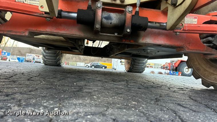 image for item FC5055 2011 JLG 4394RT scissor lift