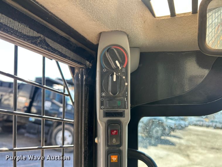 image for item FC5064 2017 Case TR310 tracked skid steer loader