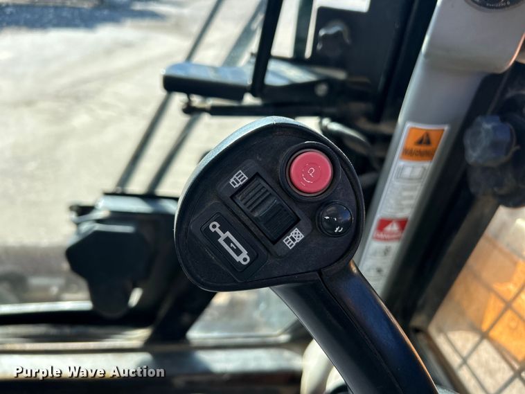 image for item FC5064 2017 Case TR310 tracked skid steer loader