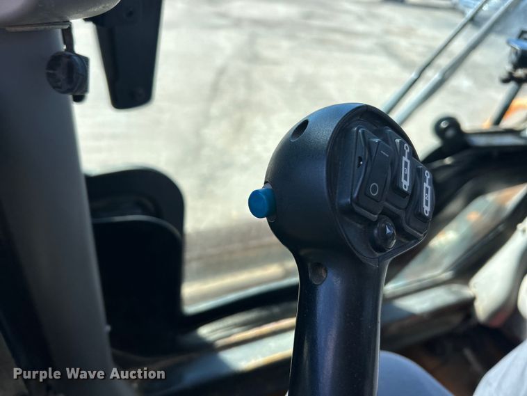 image for item FC5064 2017 Case TR310 tracked skid steer loader