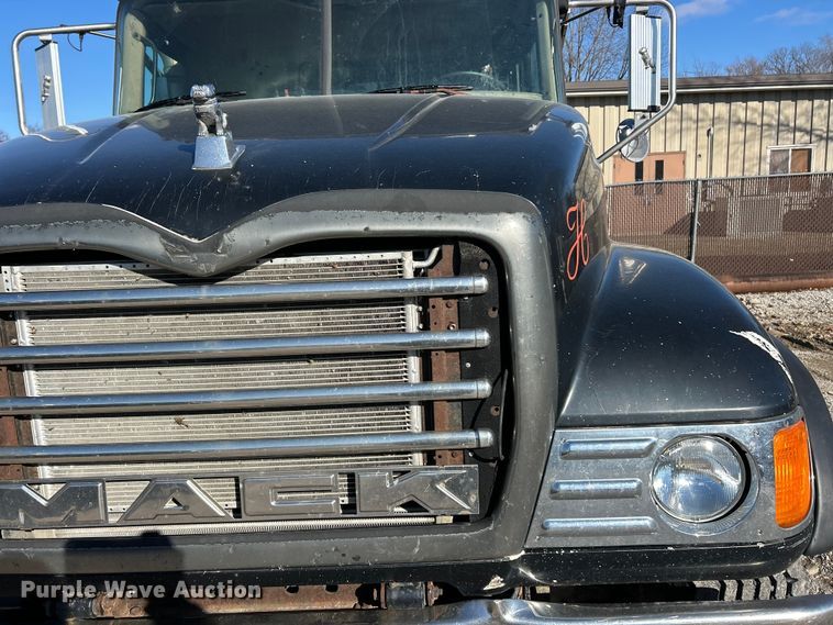 image for item FC5069 2006 Mack CV713 dump truck