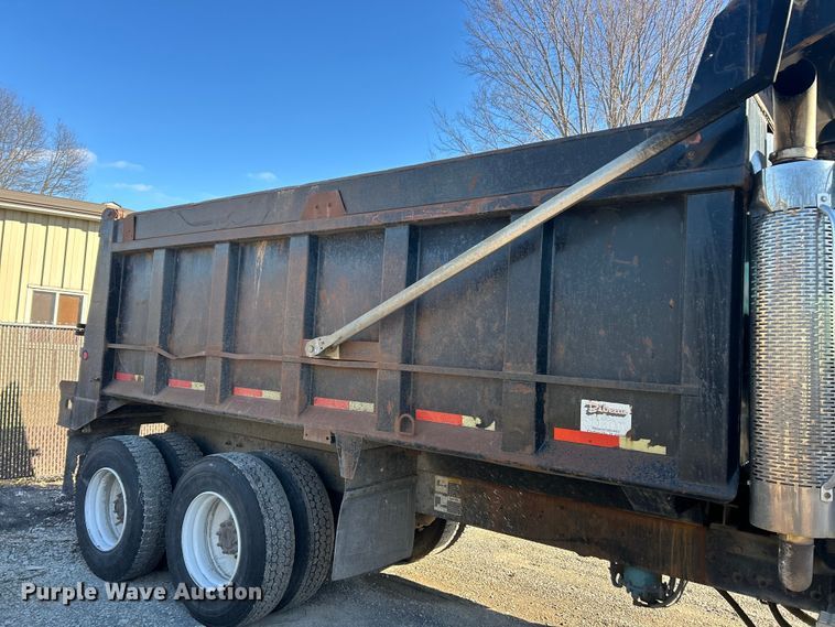 image for item FC5069 2006 Mack CV713 dump truck