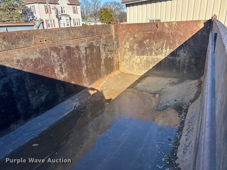 image for item FC5069 2006 Mack CV713 dump truck