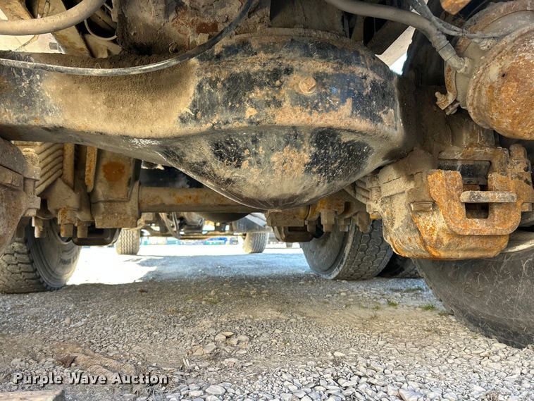 image for item FC5069 2006 Mack CV713 dump truck