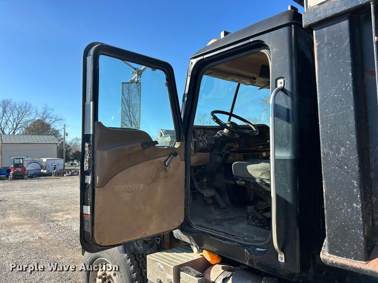 image for item FC5069 2006 Mack CV713 dump truck