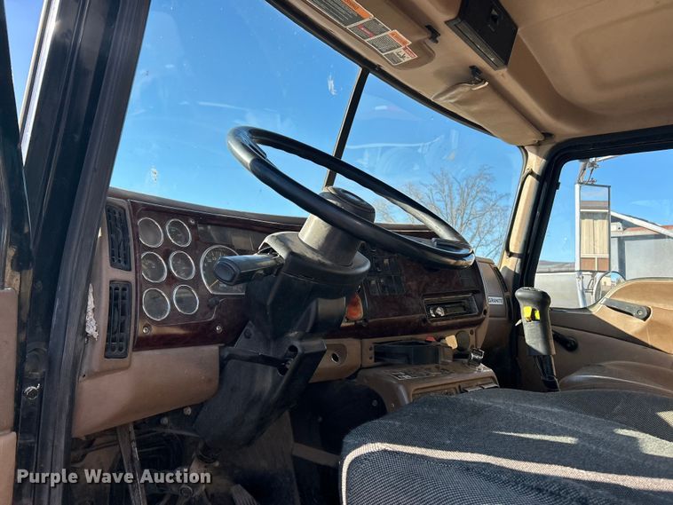 image for item FC5069 2006 Mack CV713 dump truck