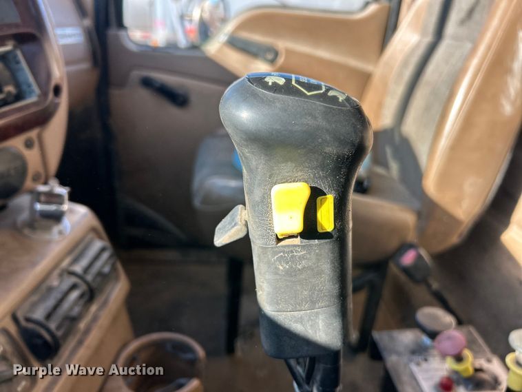 image for item FC5069 2006 Mack CV713 dump truck