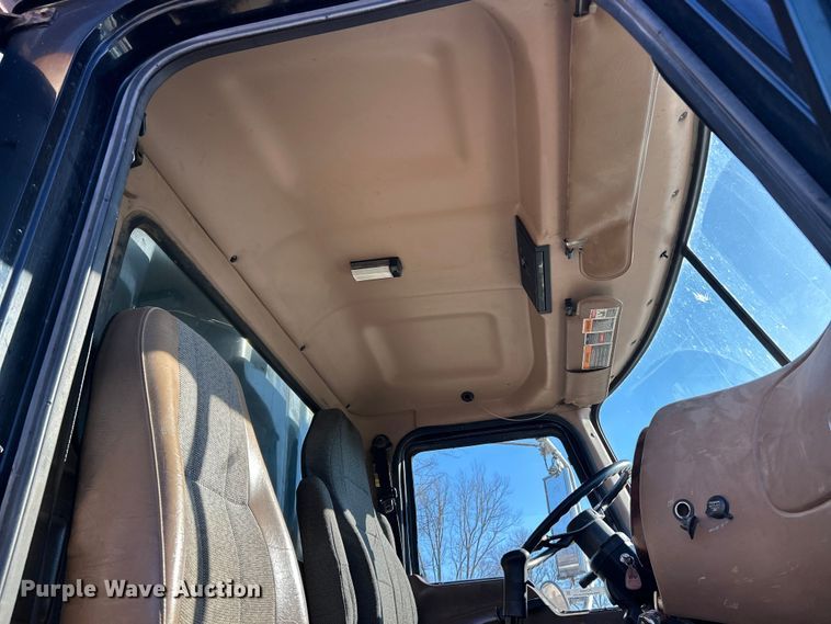 image for item FC5069 2006 Mack CV713 dump truck