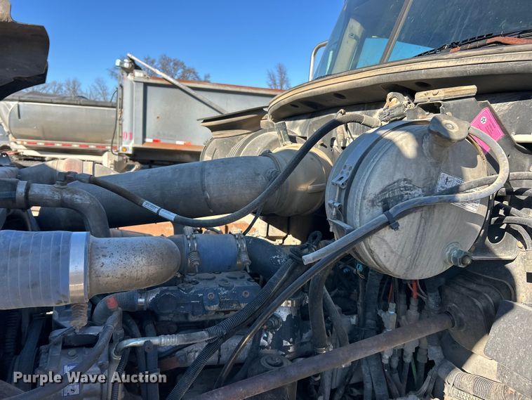 image for item FC5069 2006 Mack CV713 dump truck