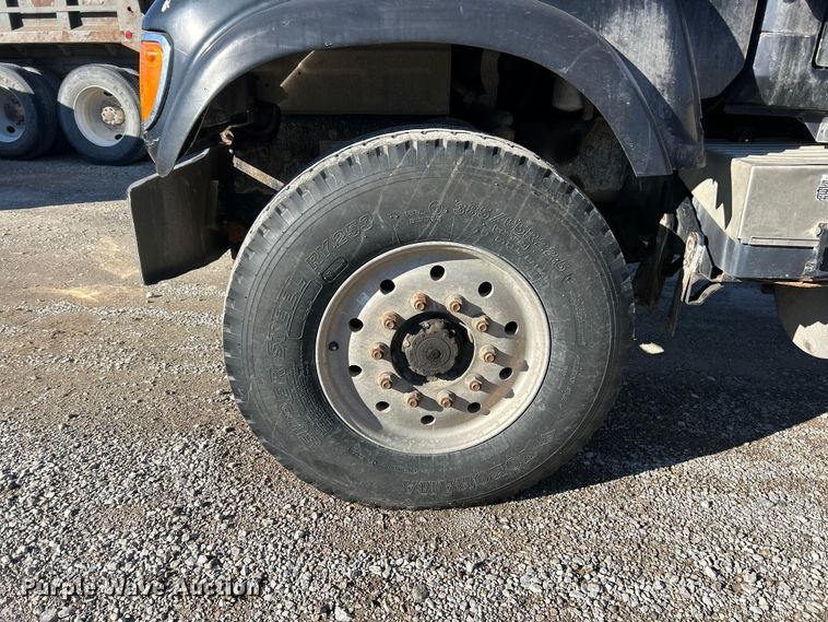 image for item FC5069 2006 Mack CV713 dump truck