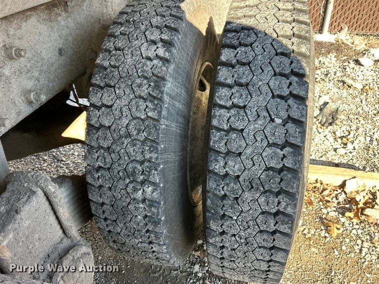 image for item FC5069 2006 Mack CV713 dump truck