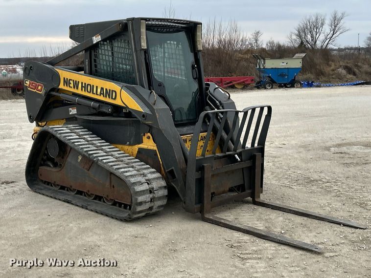image for item FC5070 New Holland C190 skid steer loader