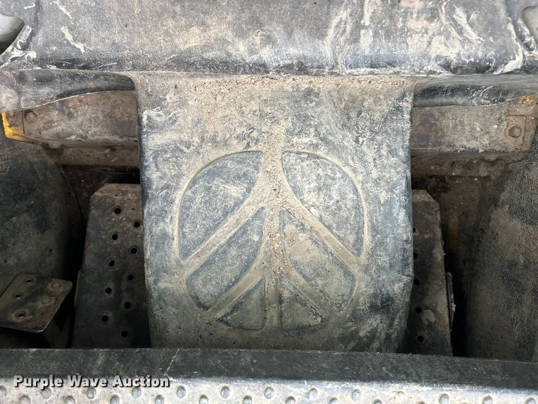 image for item FC5070 New Holland C190 skid steer loader