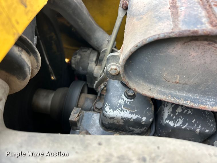 image for item FC5070 New Holland C190 skid steer loader