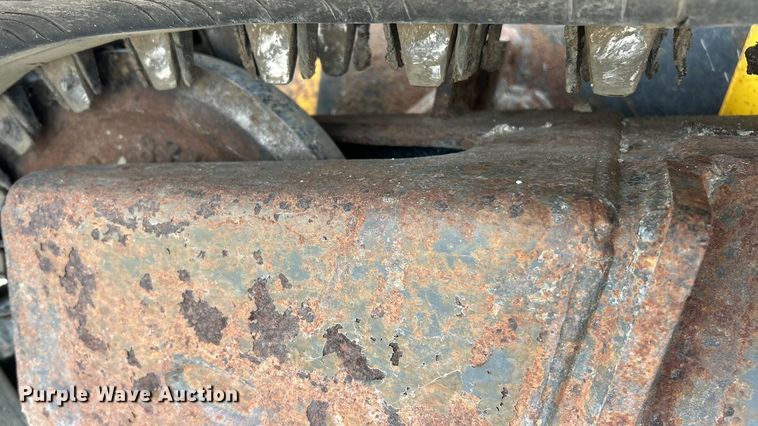 image for item FC5070 New Holland C190 skid steer loader