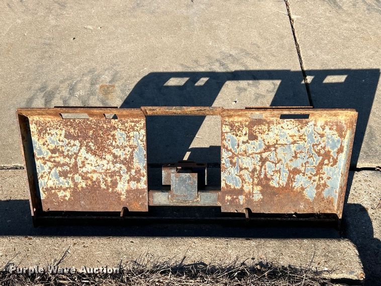 image for item FC5095 Skid steer hitch plate