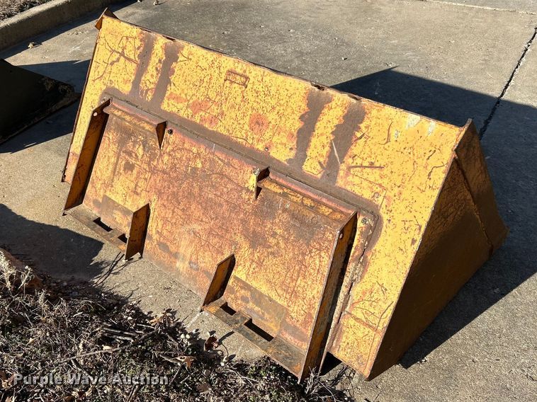 image for item FC5096 Skid steer bucket