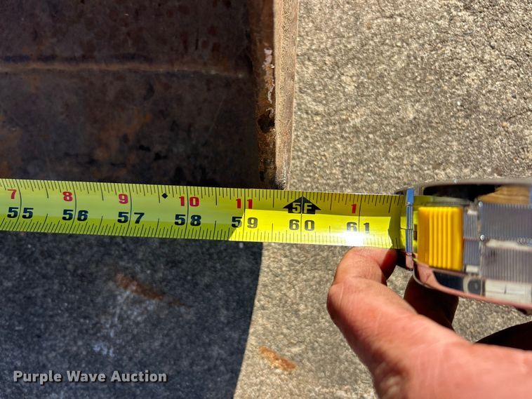 image for item FC5096 Skid steer bucket