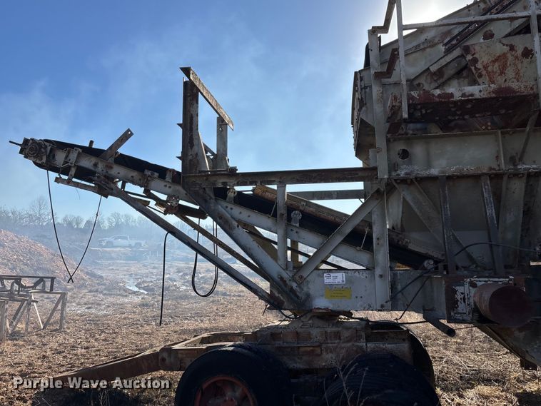 image for item FG0078 Cedarapids 4026 crushing plant