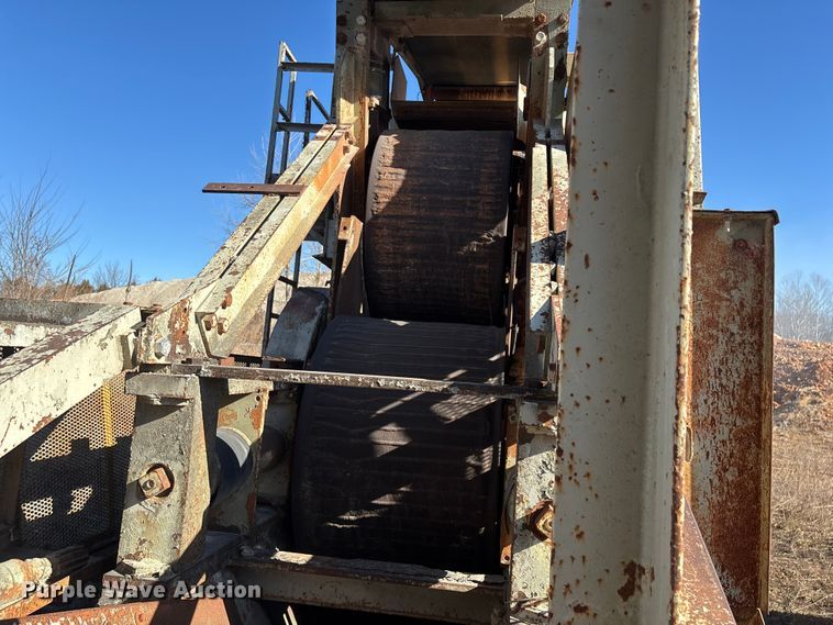 image for item FG0078 Cedarapids 4026 crushing plant