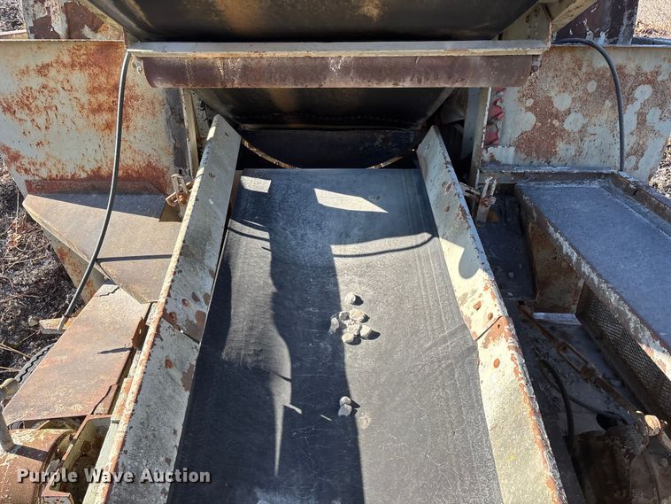 image for item FG0078 Cedarapids 4026 crushing plant