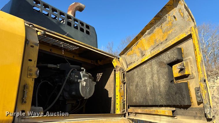 image for item FG0079 2006 Komatsu PC400LC-7E0 excavator