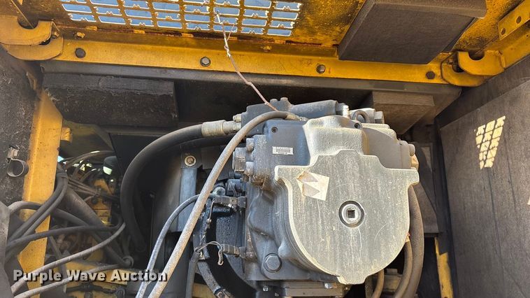 image for item FG0079 2006 Komatsu PC400LC-7E0 excavator