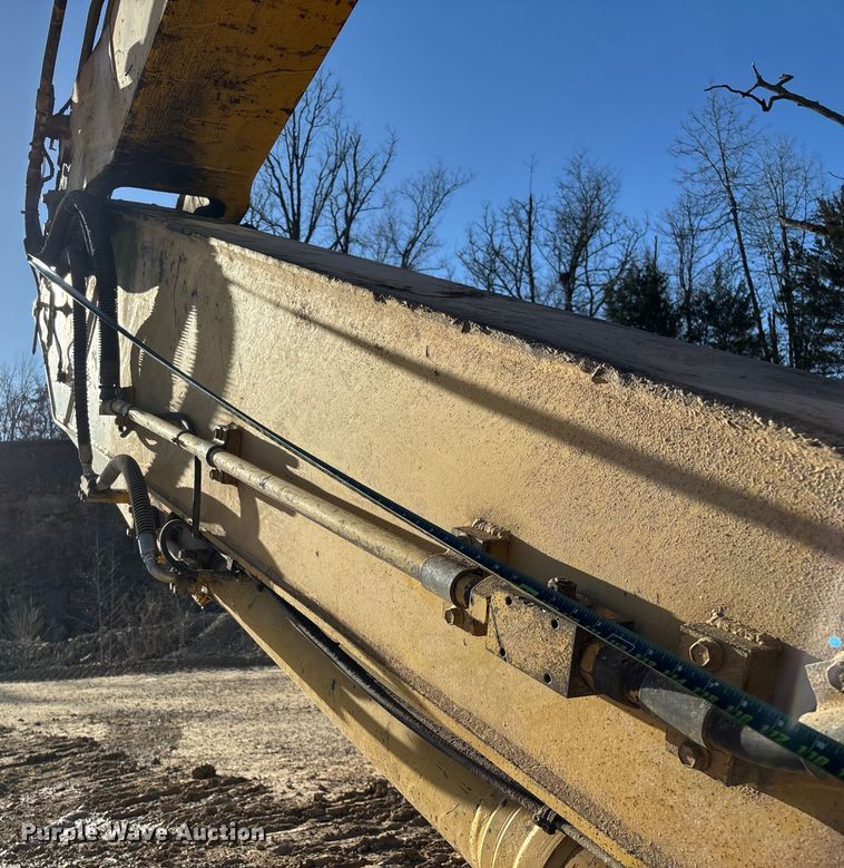 image for item FG0079 2006 Komatsu PC400LC-7E0 excavator