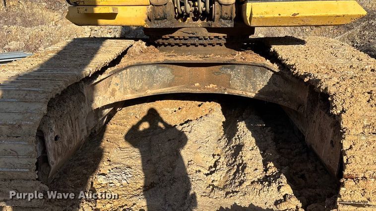 image for item FG0079 2006 Komatsu PC400LC-7E0 excavator