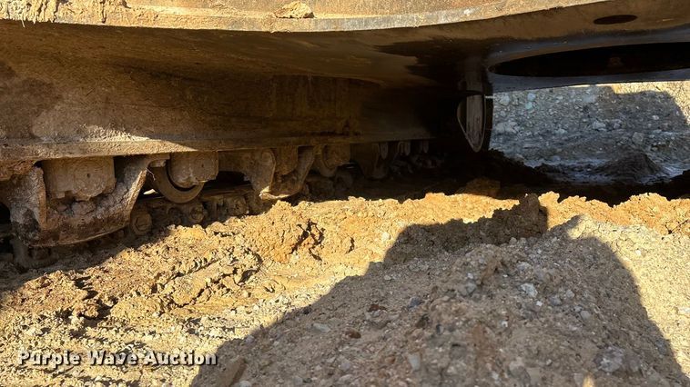 image for item FG0079 2006 Komatsu PC400LC-7E0 excavator