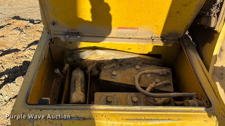 image for item FG0079 2006 Komatsu PC400LC-7E0 excavator