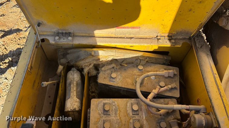 image for item FG0079 2006 Komatsu PC400LC-7E0 excavator