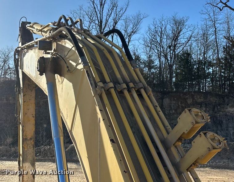 image for item FG0079 2006 Komatsu PC400LC-7E0 excavator