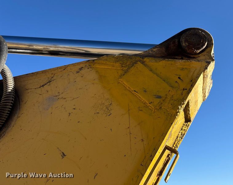 image for item FG0079 2006 Komatsu PC400LC-7E0 excavator