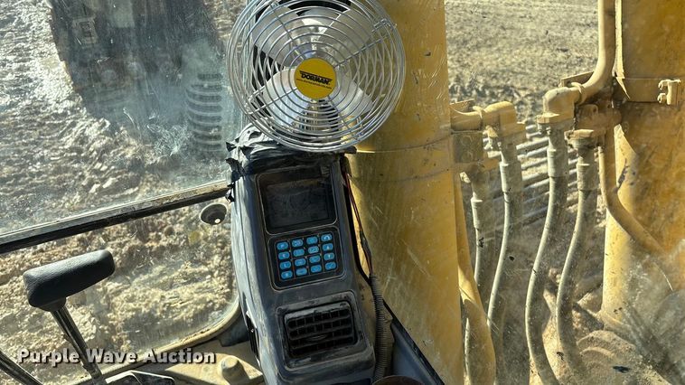 image for item FG0079 2006 Komatsu PC400LC-7E0 excavator