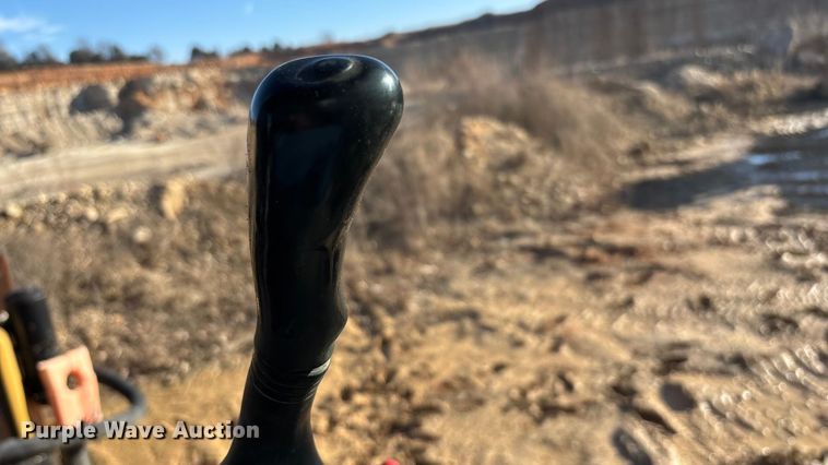 image for item FG0079 2006 Komatsu PC400LC-7E0 excavator