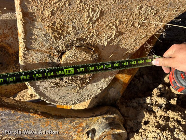 image for item FG0079 2006 Komatsu PC400LC-7E0 excavator