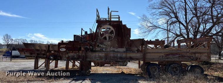 image for item FG0083 Pioneer 2854 jaw crusher