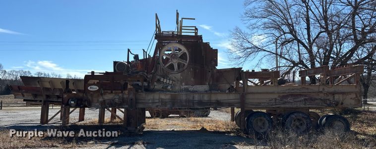 image for item FG0083 Pioneer 2854 jaw crusher